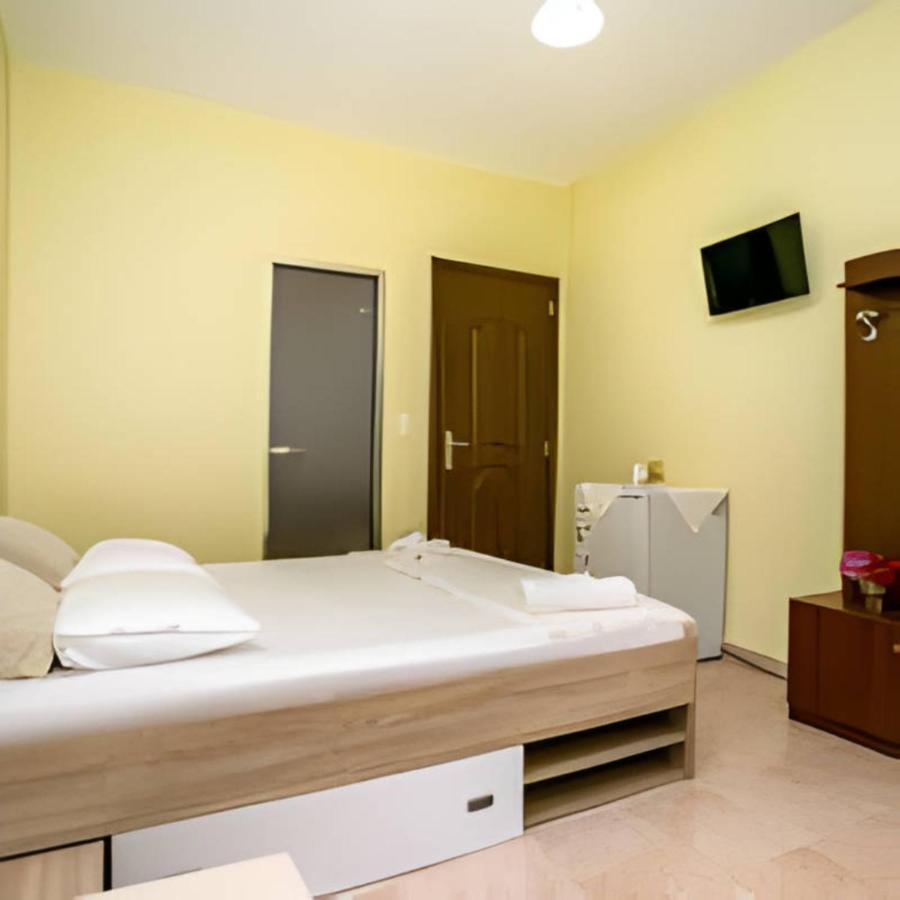 Villa Elista Astris Exteriér fotografie